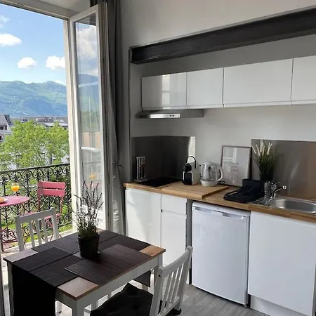 Cosy, Hyper Centre D'aix, Vue Montagnes, Proche Thermes Apartment