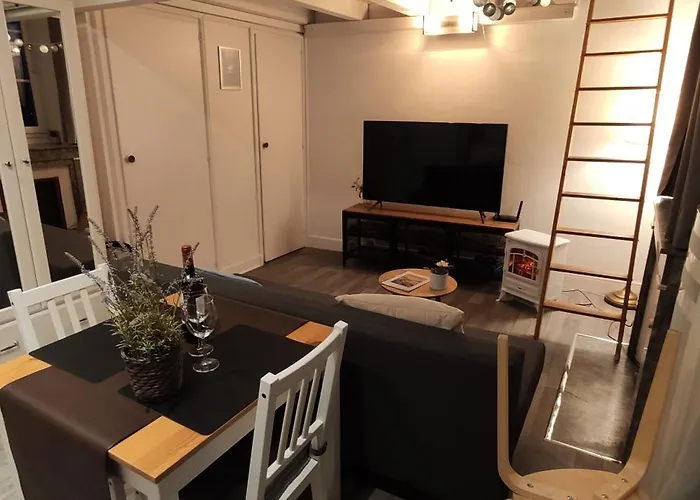 Cosy, Hyper Centre D'aix, Vue Montagnes, Proche Thermes * エクスレバン